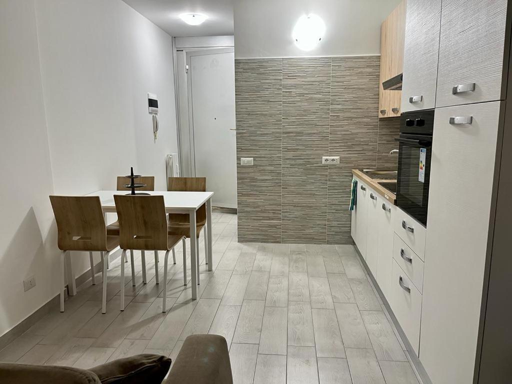 Einaudi Apartment كولونيو مونزيسِّ المظهر الخارجي الصورة